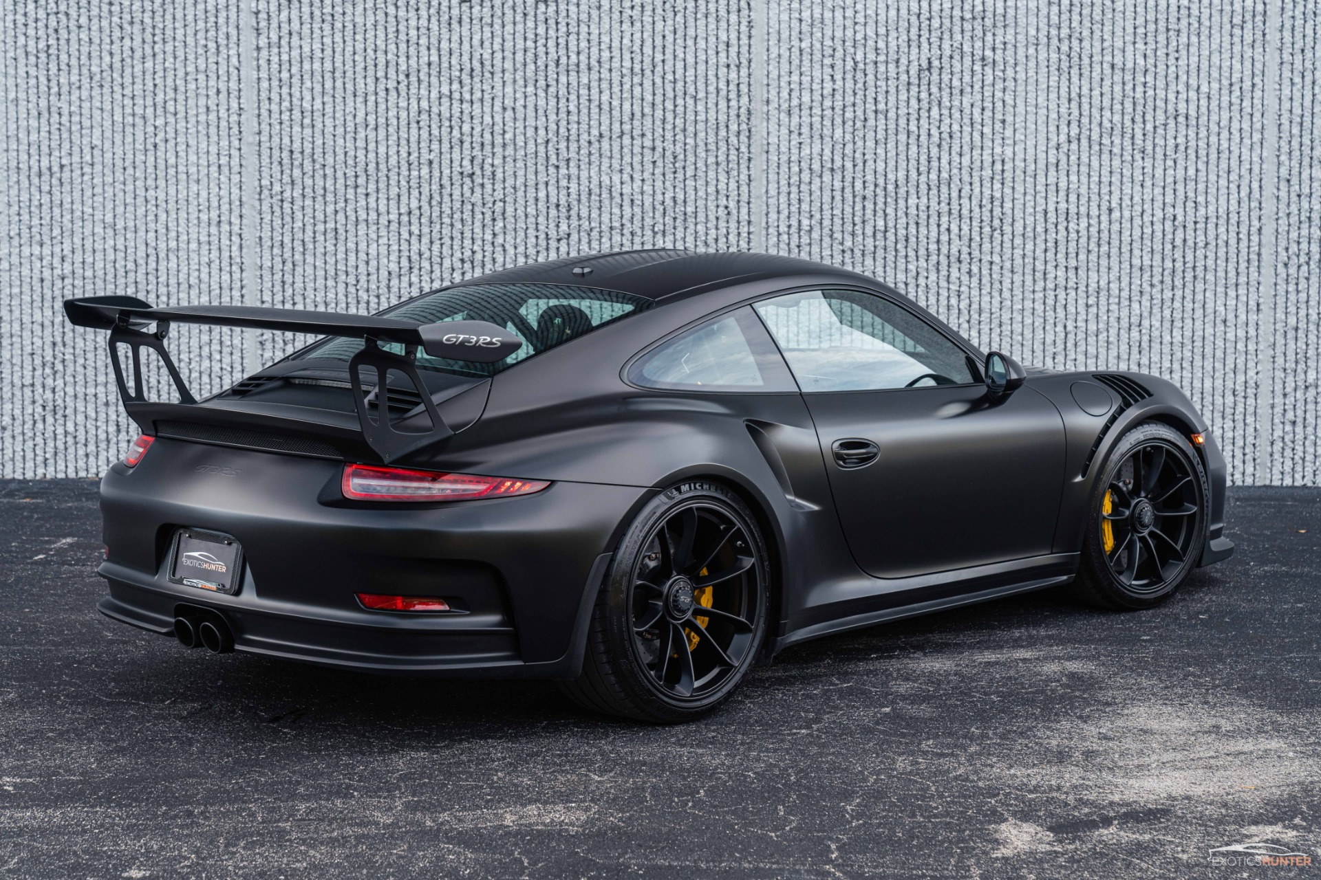Used-2016-Porsche-911-GT3-RS-